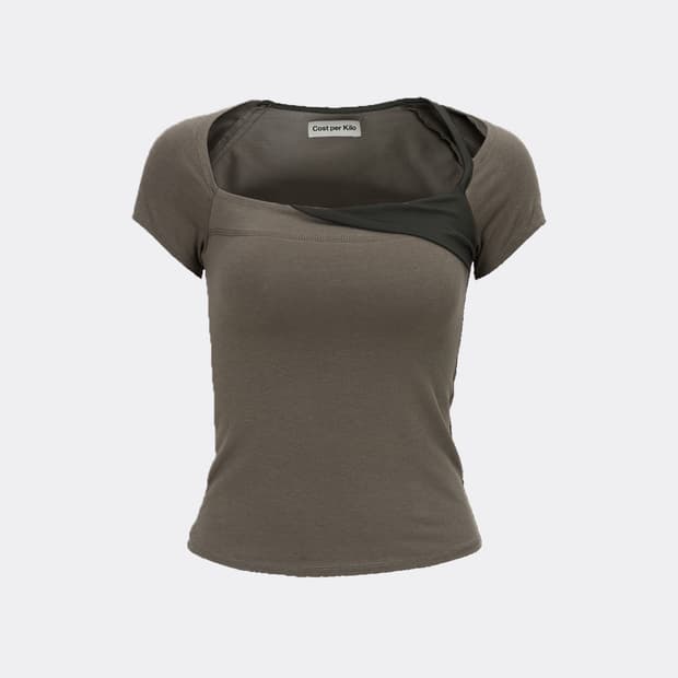 코스트퍼킬로 스퀘어 넥 숏 슬리브 티셔츠 카키