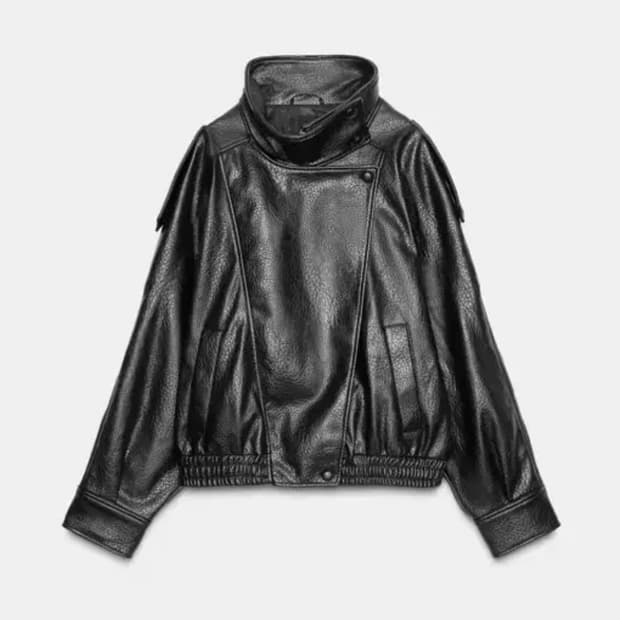 자라 생로랑 하이넥 페이크 레더 자켓