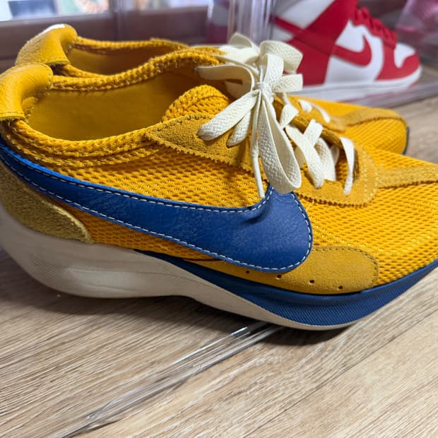 나이키 문레이서 옐로우 컬러 260