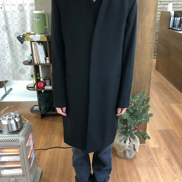 Lad musician 논카라 코트 48