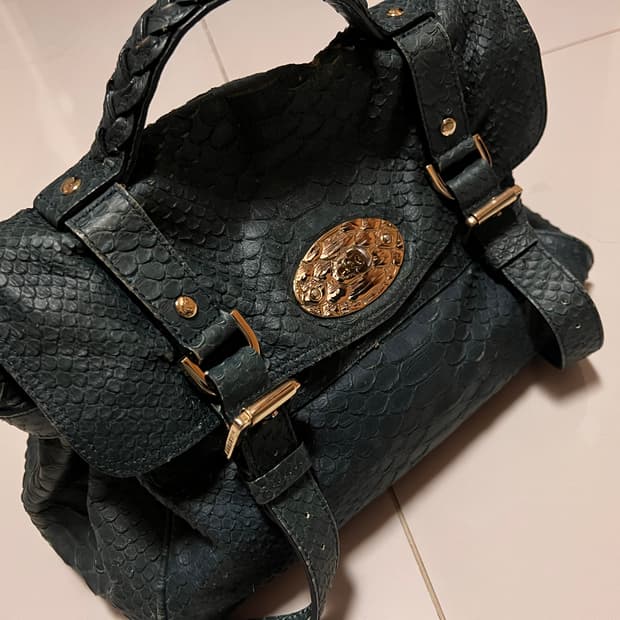 멀버리 알렉사 스네이크백