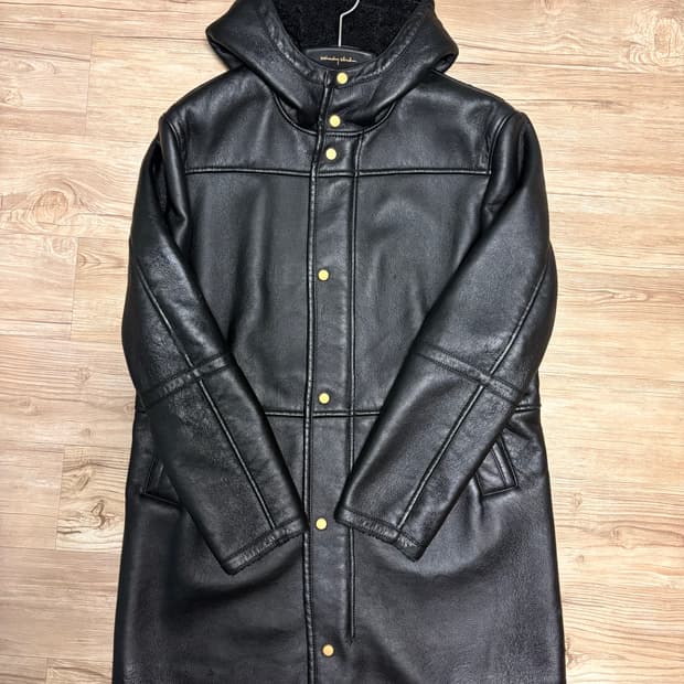 자라 페이크레더 후드코트