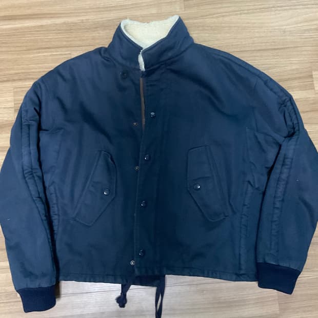 칸예 A.P.C  셰어링 봄버자켓