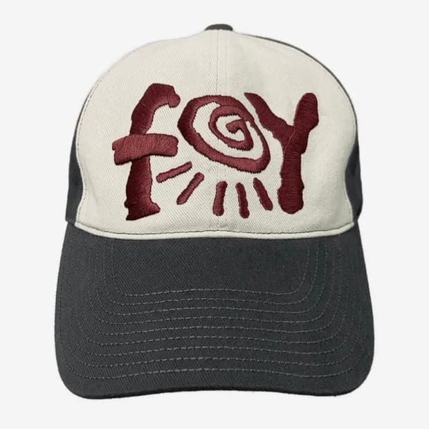 더콜디스트모먼트 foy cap