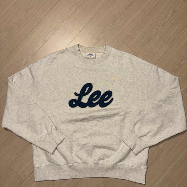 Lee 오트밀 자수 맨투맨