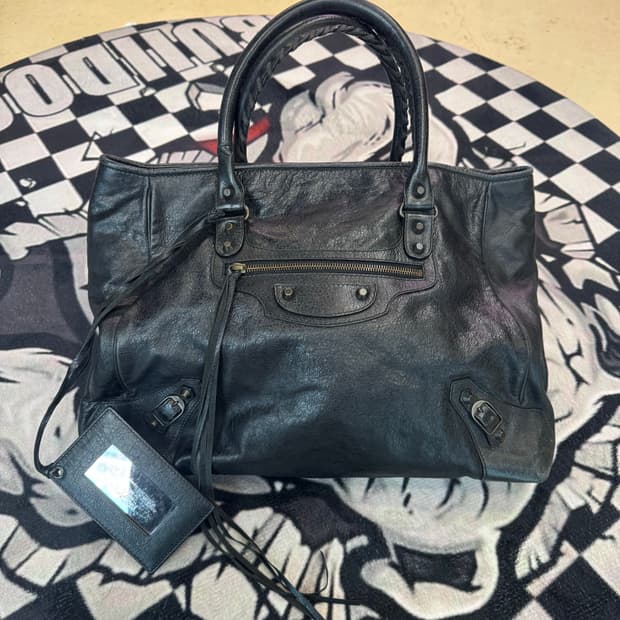 발렌시아가 클래식 선데이 토트백