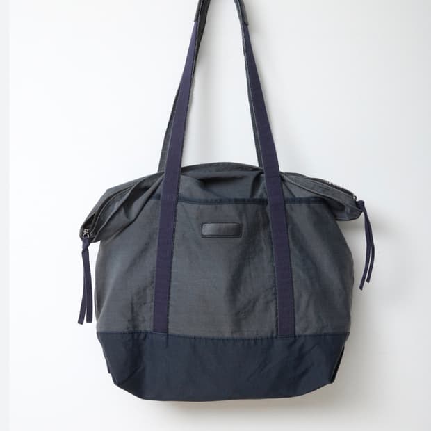 해칭룸(Hatchingroom) VTG 나일론 토트