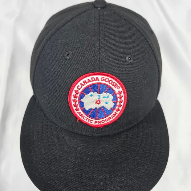 캐나다구스뉴에라스냅백