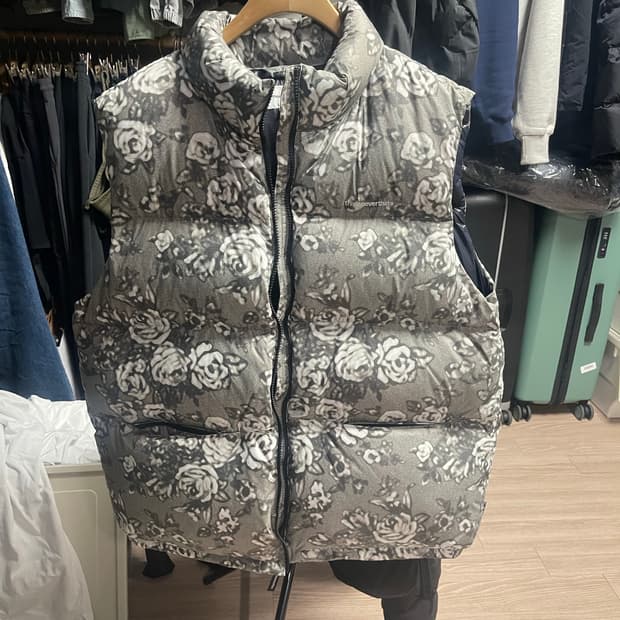 디스이즈네버댓 덕다운 베스트 상태 좋음