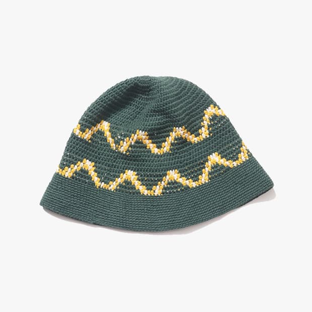 JOURNAL STANDARD - CROCHE HAT