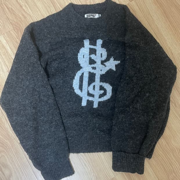 이어스트 니트 eerst