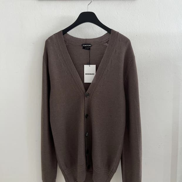 톰포드 실크 가디건