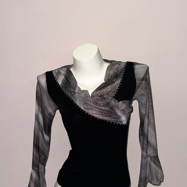 긱시크 브이넥 오리엔탈 7부 탑