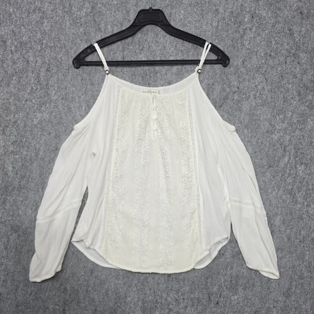 아베크롬비 앤 피치 모리걸 레이스 버튼 오프숄더 콜드숄더 탑 XS