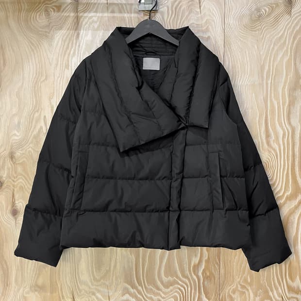 띠어리 럭스 숄 카라 패디드 자켓