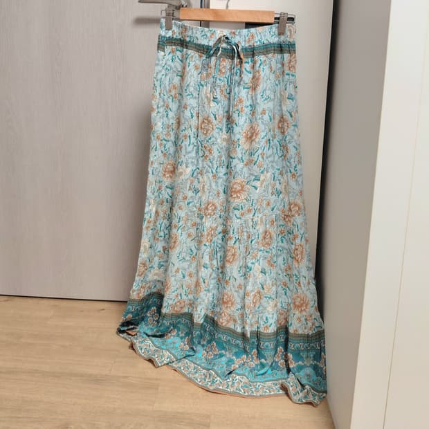 소프트 민트 플라워 스커트