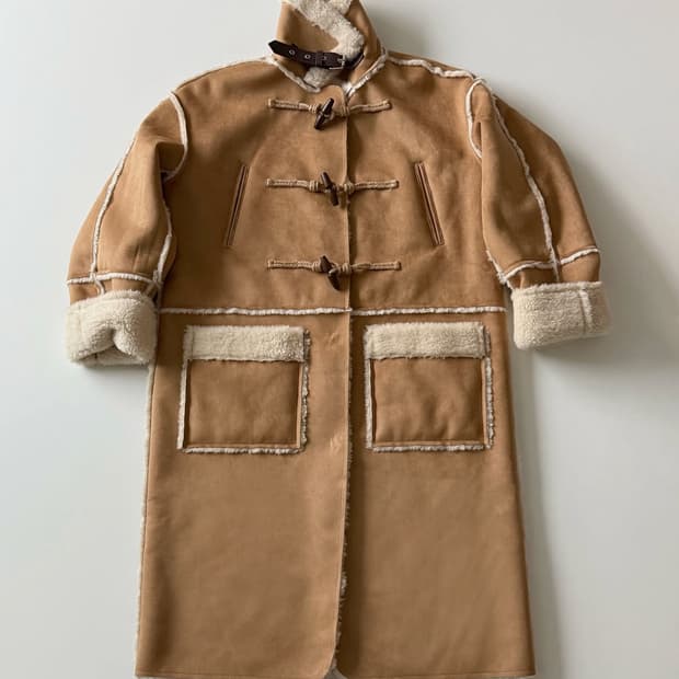 누아르나인 무스탕