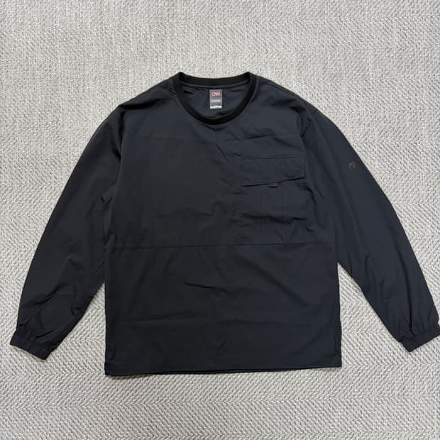 (100)CNN 블랙 우븐 맨투맨