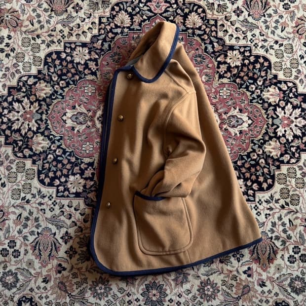 버버리 금장 케이프 자켓 100