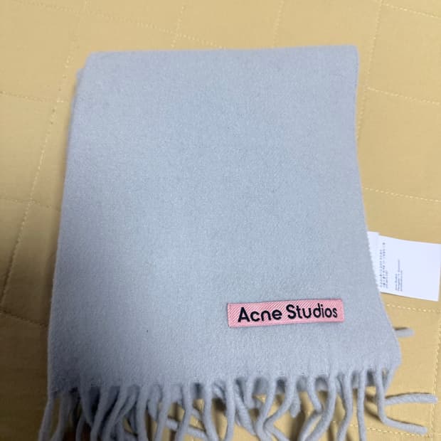 크림구매) 아크네 스튜디오 울 머플러 목도리