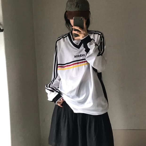 아디다스 90s 올드스쿨 오버핏 롱슬리브