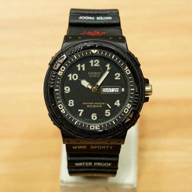 80s 카시오 mrd-201w "카시오 튜나" 200m 쿼츠 시계