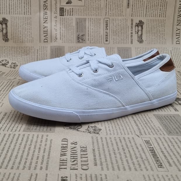 휠라  클래식 캠퍼스 남성스니커즈280