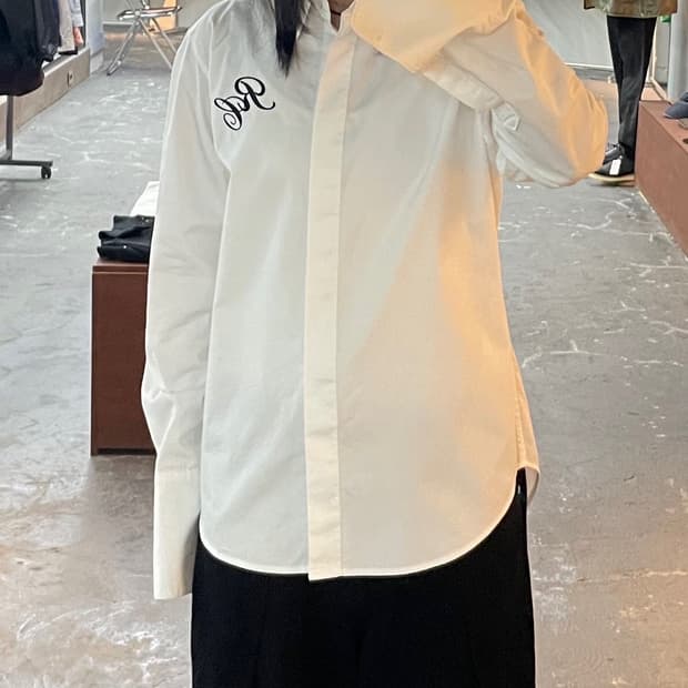 렉토 자수로고 커프스 셔츠 H1647