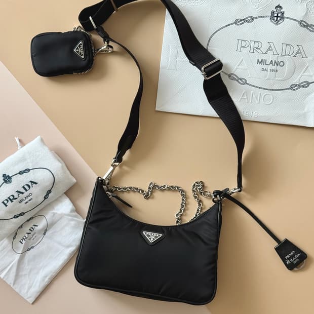 프라다 리에디션 2005 리나일론 백