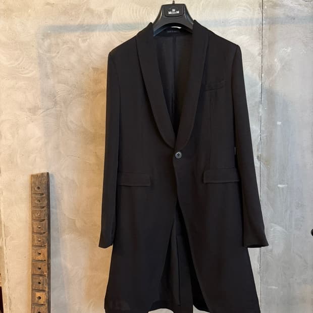 엠포리오 아르마니 코트 100