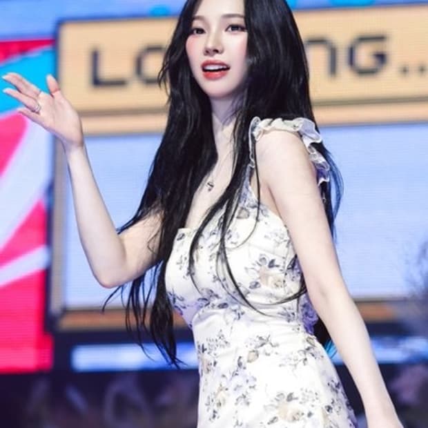 루루서울 (LOULOUSEOUL) Mermaid 카리나 원피스