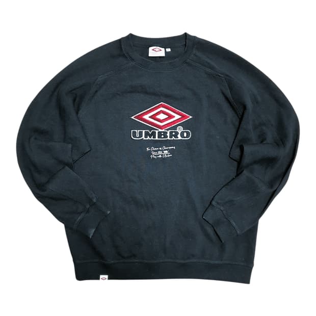 ✨ (바배) 엄브로 빅로고 블랙 맨투맨 