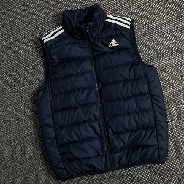 아디다스 러닝 경량 다운 베스트y 3153