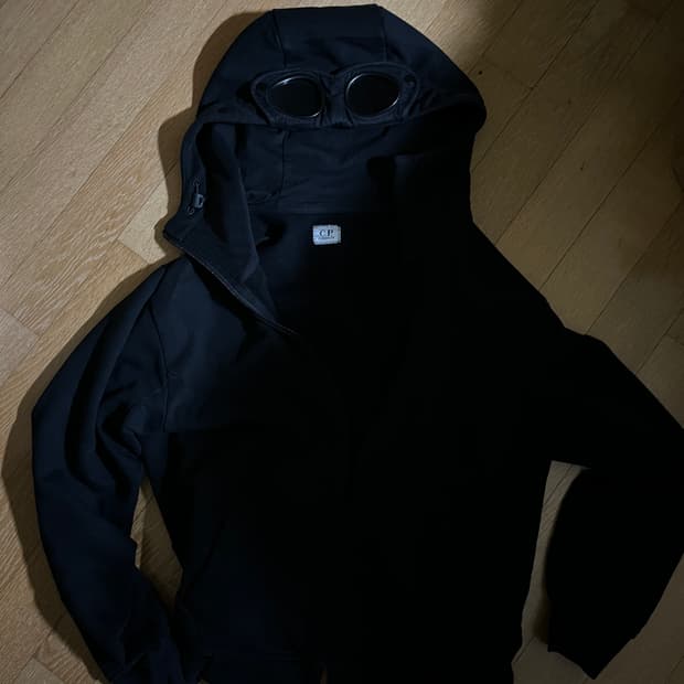 Cp 컴퍼니 고글 후드집업