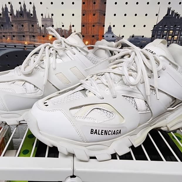 발렌시아가 트랙 270 ~ 275 패널드 화이트 스니커즈 SB78