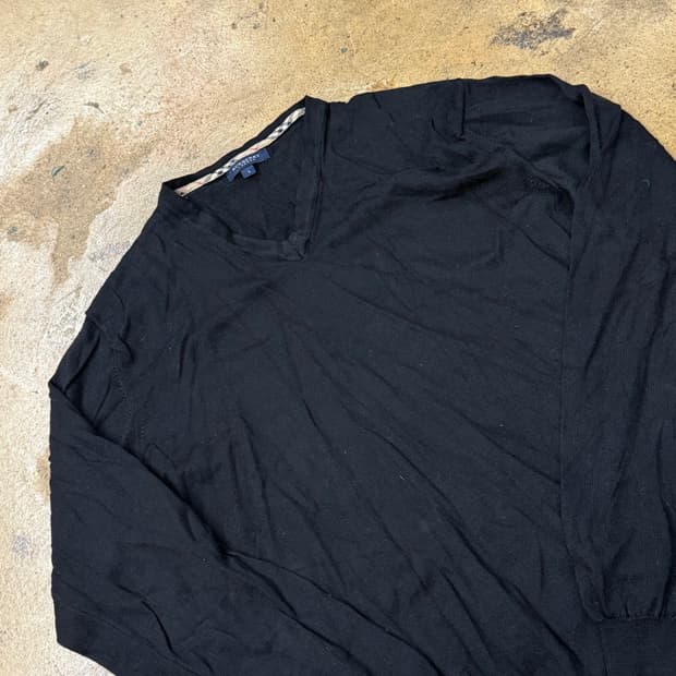 [정품/L] 버버리 블랙 V넥 긴팔 니트 b19