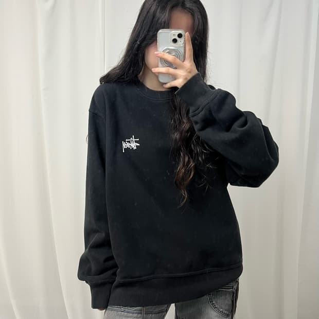 Stussy black sweatshirt