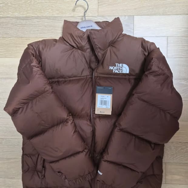 (새상품) 노스페이스 눕시 다크오크 해외판 패딩 자켓  L 사이즈