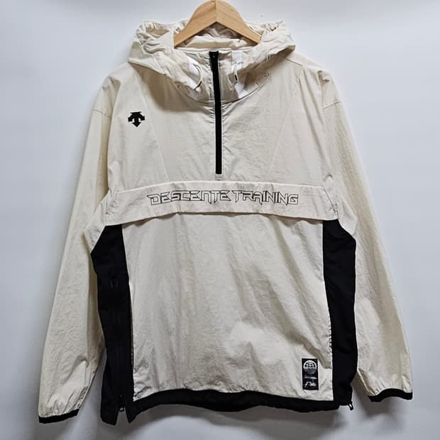 데상트 아노락 바람막이 100