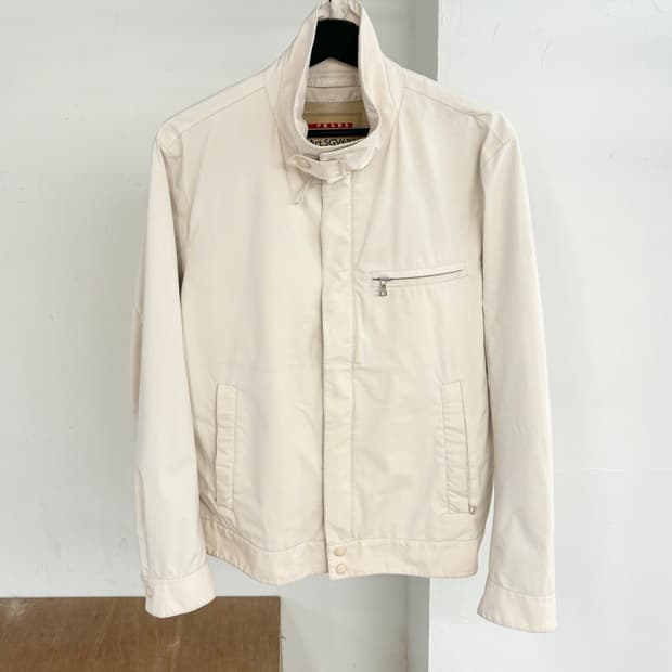 프라다 고어텍스 집업 자켓