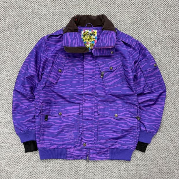 지브라패턴 나일론 보드점퍼 v2028