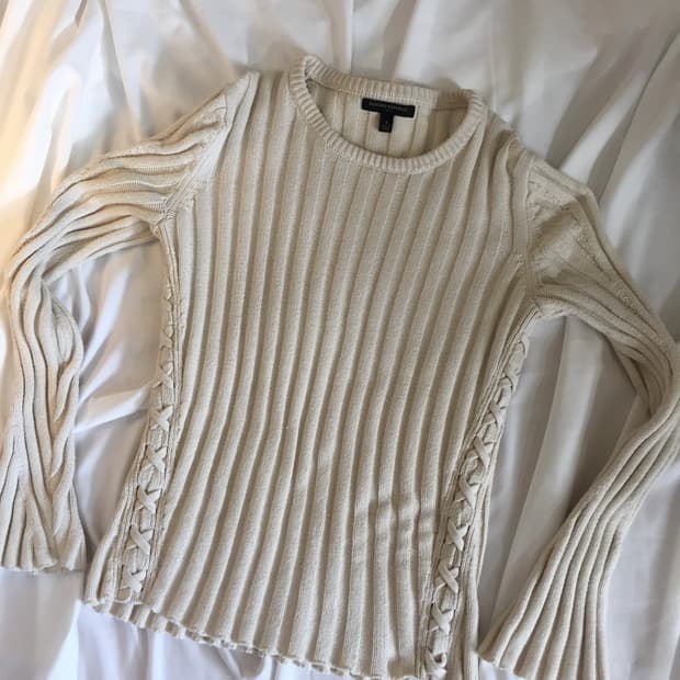 옆라인 포인트 니트