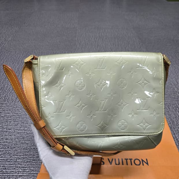 [특가][정품] 루이비통 베르니 메신저백