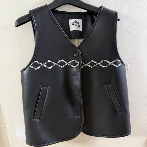 시눈 가죽털조끼