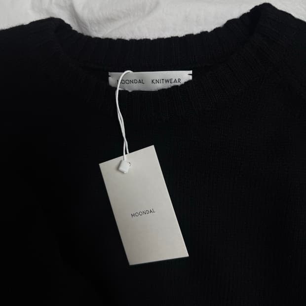 문달 니트 새제품 