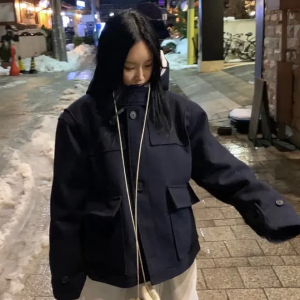 104갤러리 머스트 숏코트 네이비 