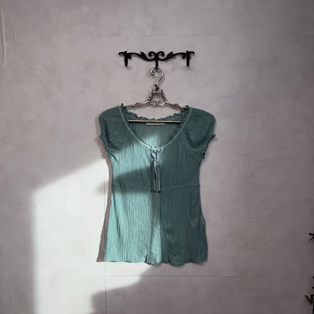 Mute blue pleated button cardigan 