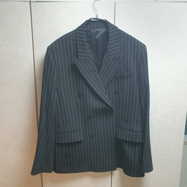 ERNEST.W.BAKER 26ss 셋업