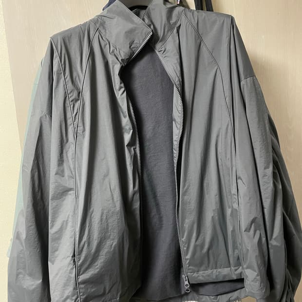 COOR 벌룬핏 파이핑 트랙 점퍼