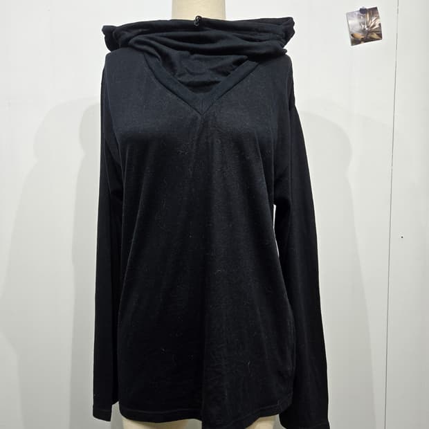 고무 블랙 브이넥 후드 긴팔 티셔츠 요지 야마모토